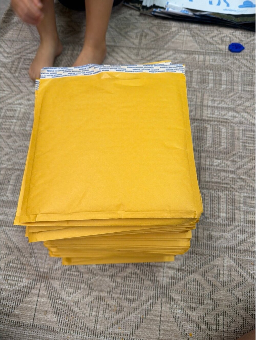 30 7x7 yellow bubble mailers